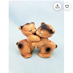 Vintage Van Tellingen salt/pepper shakers